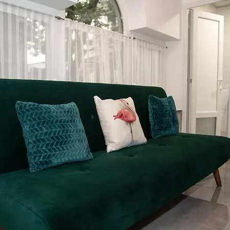 Flamingo Rezidencia Apartment