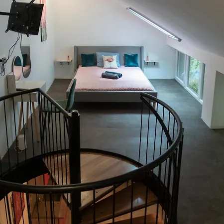 Apartment Flamingo Rezidencia