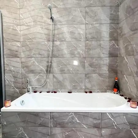 Apartament Flamingo Rezidencia Eger